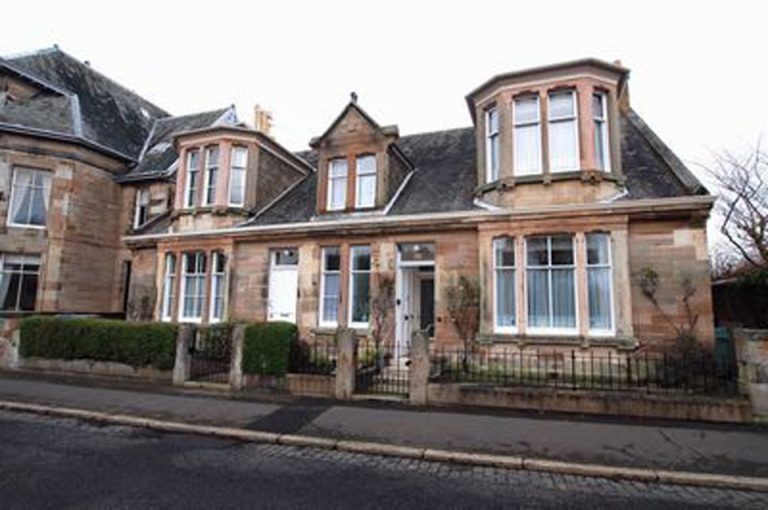 Ayr, Carrick Avenue, KA7 2SN Black Hay