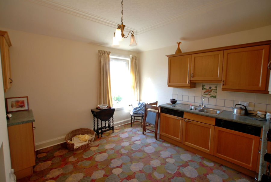 Ayr, Bellevue Road, KA7 2SA Black Hay