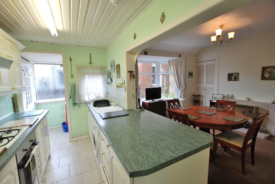 St. Quivox Road, Prestwick, KA9 1LU Black Hay